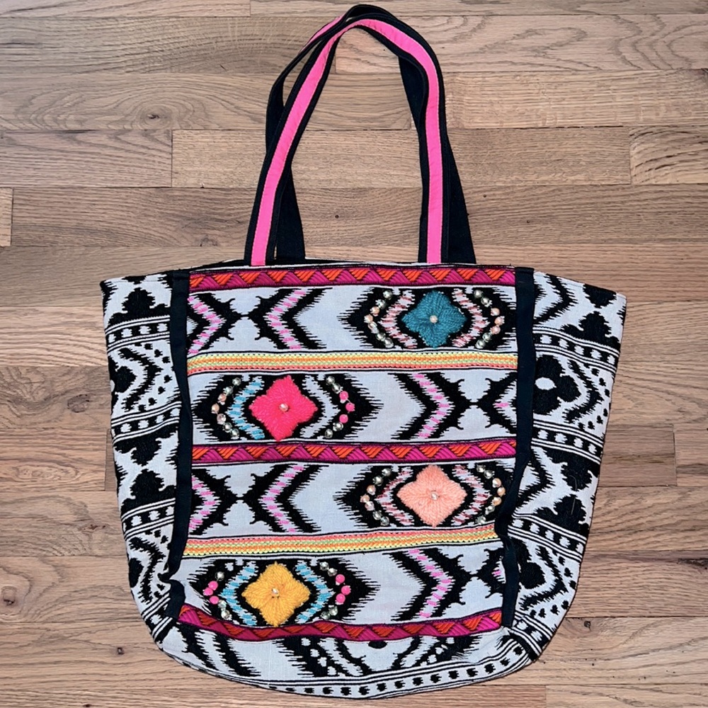 NWOT Stephanie Nicole New York Tribal Print Tote